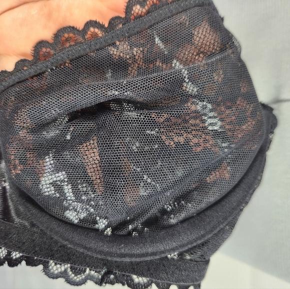 Savage X Fenty Floral Lace Unlined Bra & Cheeky Panty (Small) Set Black 32B - Picture 8 of 12